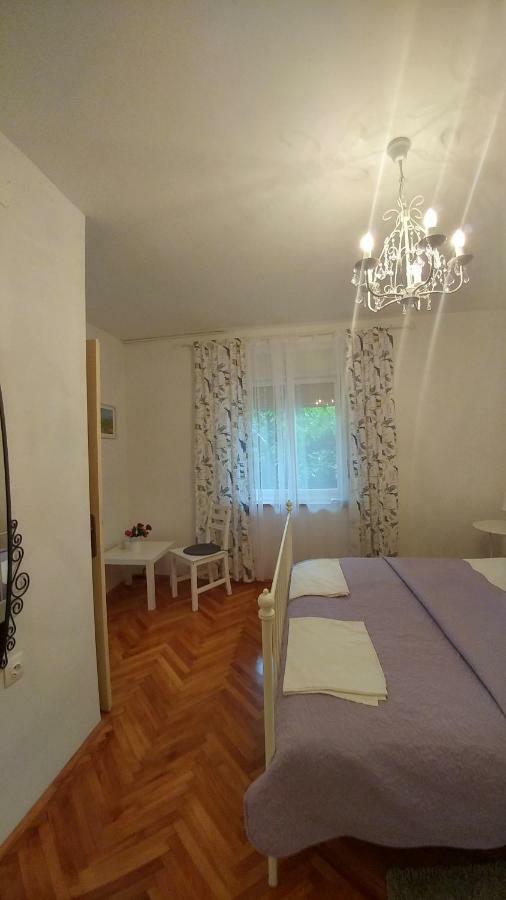 Ruzica Apartment